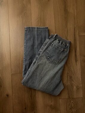 Vintage Elastic-Waist Light Blue Wash Jeans